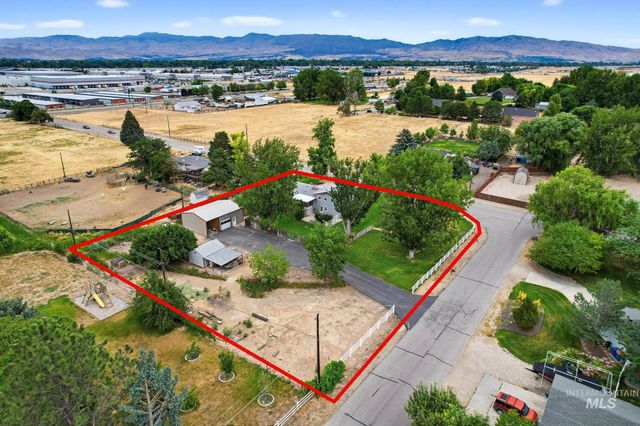 3305 S Beverly St, Boise, ID 83709