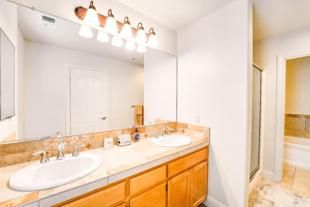 185 Johnson St, Windsor, CA 95492