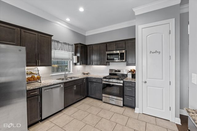 804 Abita Chase, Bossier City, LA 71111