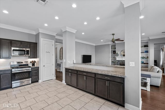 804 Abita Chase, Bossier City, LA 71111