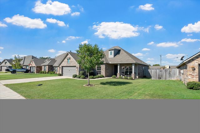 804 Abita Chase, Bossier City, LA 71111