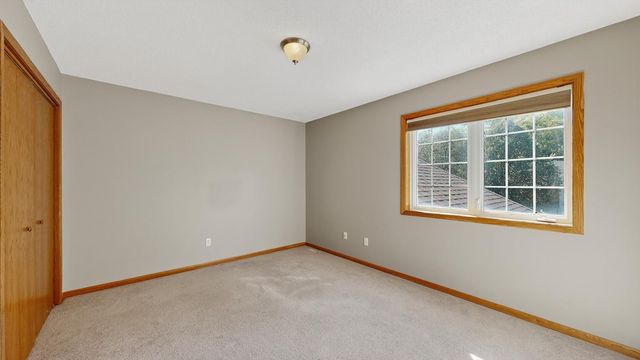 2114 Ponderosa Drive SW, Rochester, MN 55902