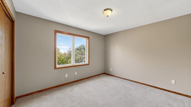 2114 Ponderosa Drive SW, Rochester, MN 55902