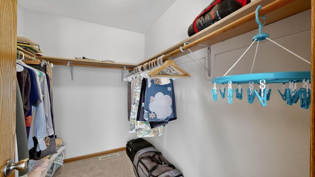 2114 Ponderosa Drive SW, Rochester, MN 55902