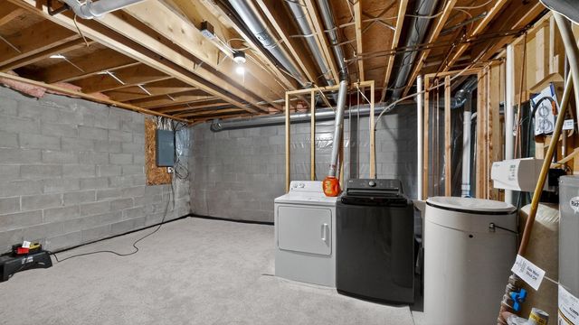 2114 Ponderosa Drive SW, Rochester, MN 55902