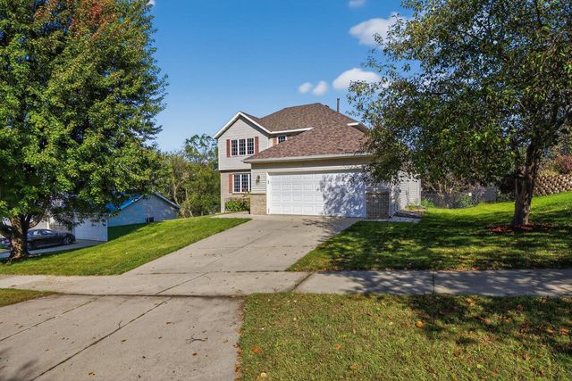 2114 Ponderosa Drive SW, Rochester, MN 55902