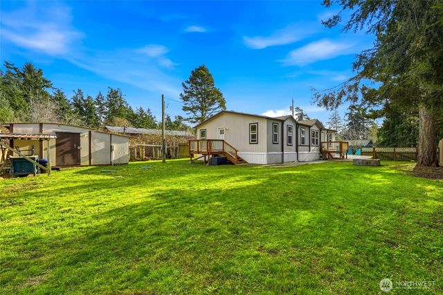 570 Ocean View Drive, Oak Harbor, WA 98277