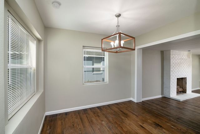 636 Schieme Street, River Oaks, TX 76114