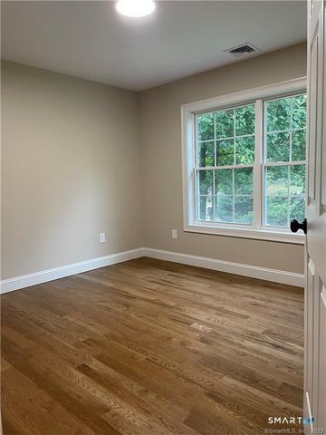 12 Sleepy Hollow Pentway, Ledyard, CT 06335