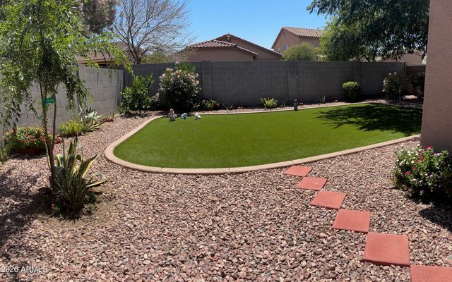 901 W WITT Avenue, San Tan Valley, AZ 85140