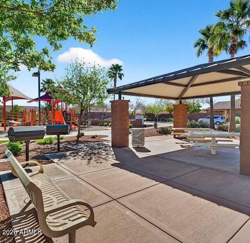 901 W WITT Avenue, San Tan Valley, AZ 85140