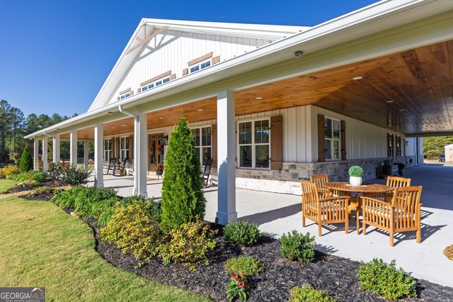 125 Perry Road, Rydal, GA 30171