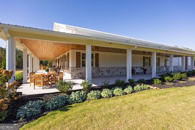 125 Perry Road, Rydal, GA 30171