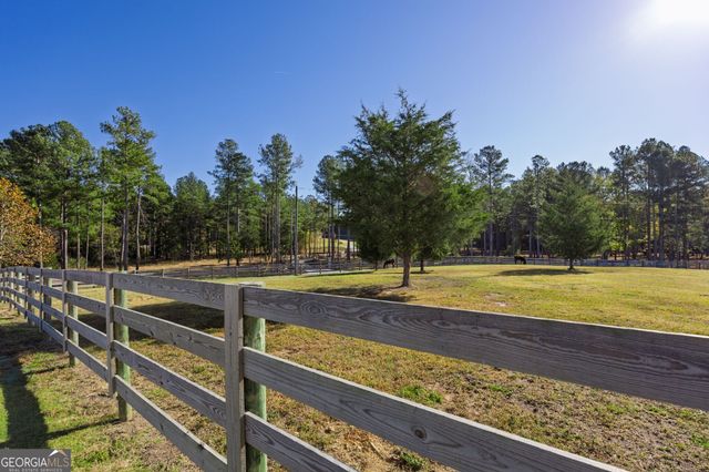 125 Perry Road, Rydal, GA 30171