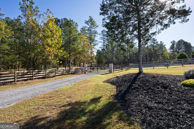 125 Perry Road, Rydal, GA 30171