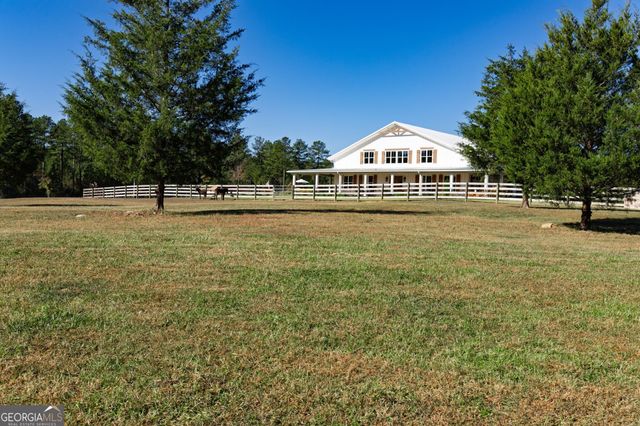 125 Perry Road, Rydal, GA 30171