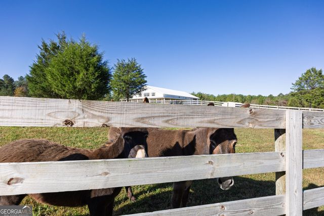 125 Perry Road, Rydal, GA 30171