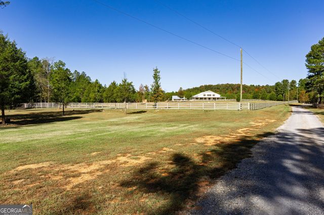 125 Perry Road, Rydal, GA 30171
