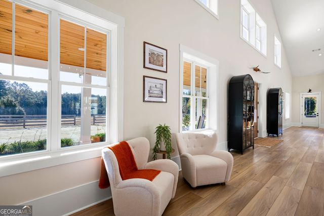 125 Perry Road, Rydal, GA 30171