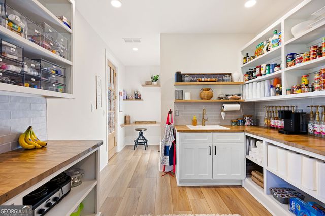 125 Perry Road, Rydal, GA 30171