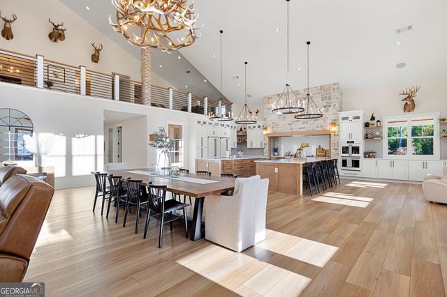 125 Perry Road, Rydal, GA 30171