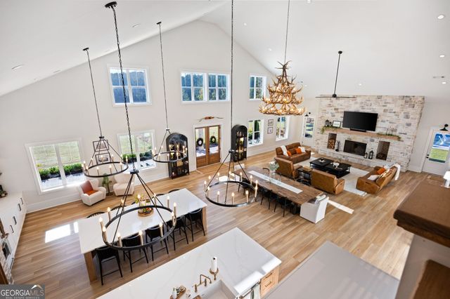 125 Perry Road, Rydal, GA 30171