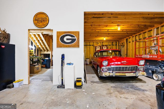 125 Perry Road, Rydal, GA 30171