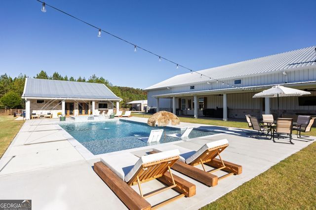 125 Perry Road, Rydal, GA 30171