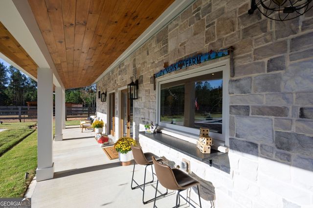 125 Perry Road, Rydal, GA 30171