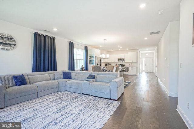 22 BRIDGE BLVD., Eastampton, NJ 08060