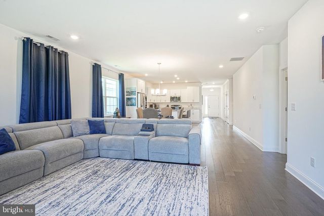 22 BRIDGE BLVD., Eastampton, NJ 08060