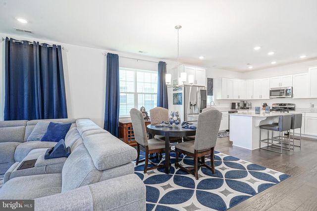 22 BRIDGE BLVD., Eastampton, NJ 08060