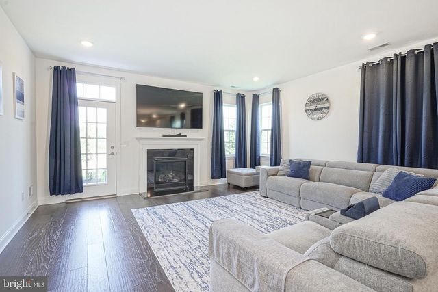 22 BRIDGE BLVD., Eastampton, NJ 08060