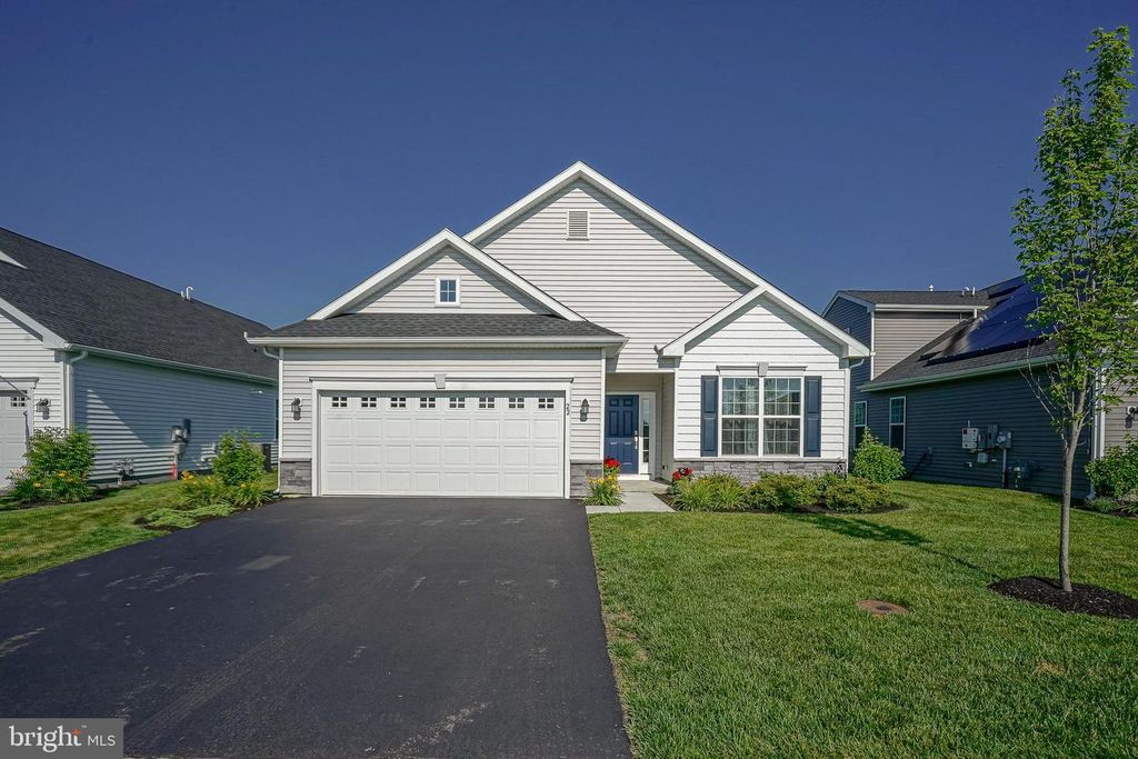 22 BRIDGE BLVD., Eastampton, NJ 08060