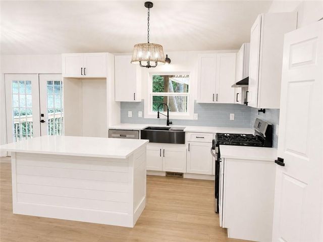 605 Dover Street NE, Marietta, GA 30066