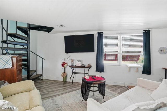 5431 Oak Ridge AVE, Fort Myers Beach, FL 33931