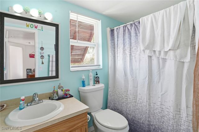 5431 Oak Ridge AVE, Fort Myers Beach, FL 33931