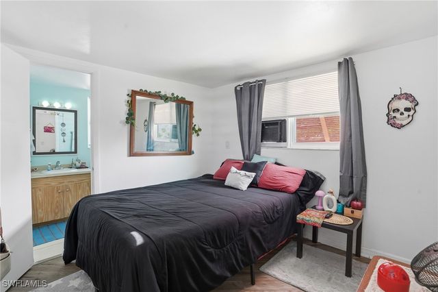 5431 Oak Ridge AVE, Fort Myers Beach, FL 33931