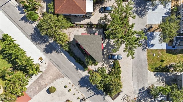 5431 Oak Ridge AVE, Fort Myers Beach, FL 33931