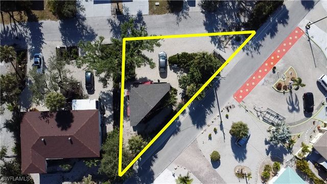 5431 Oak Ridge AVE, Fort Myers Beach, FL 33931