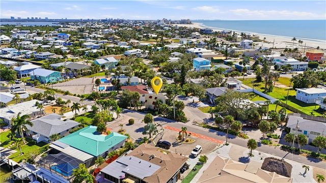 5431 Oak Ridge AVE, Fort Myers Beach, FL 33931