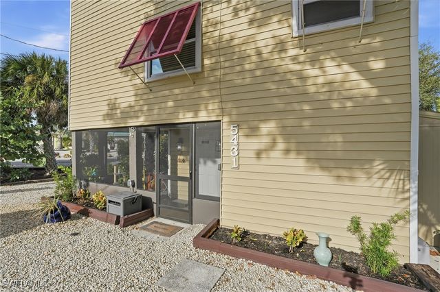 5431 Oak Ridge AVE, Fort Myers Beach, FL 33931