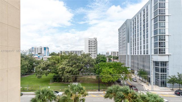 102 SW 6th Ave 401, Miami, FL 33130
