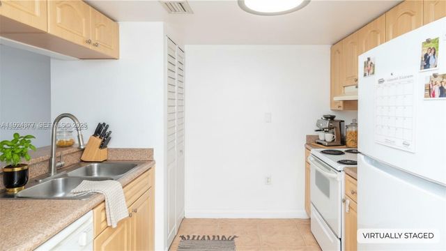 102 SW 6th Ave 401, Miami, FL 33130