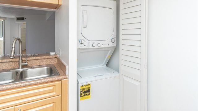 102 SW 6th Ave 401, Miami, FL 33130