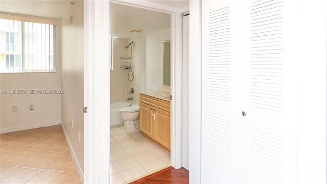 102 SW 6th Ave 401, Miami, FL 33130