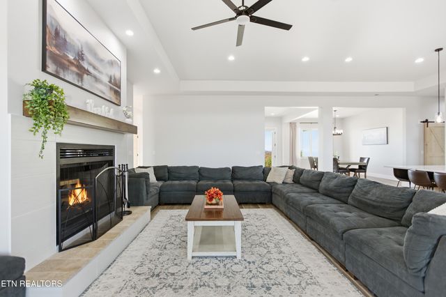 3647 Foshee Rd, Philadelphia, TN 37846