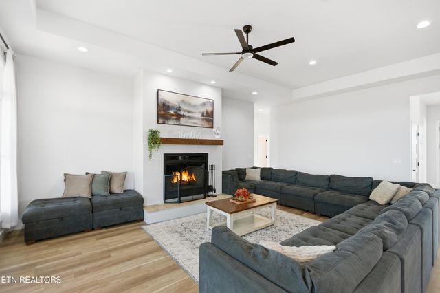 3647 Foshee Rd, Philadelphia, TN 37846