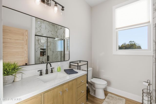 3647 Foshee Rd, Philadelphia, TN 37846