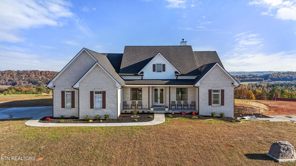 3647 Foshee Rd, Philadelphia, TN 37846